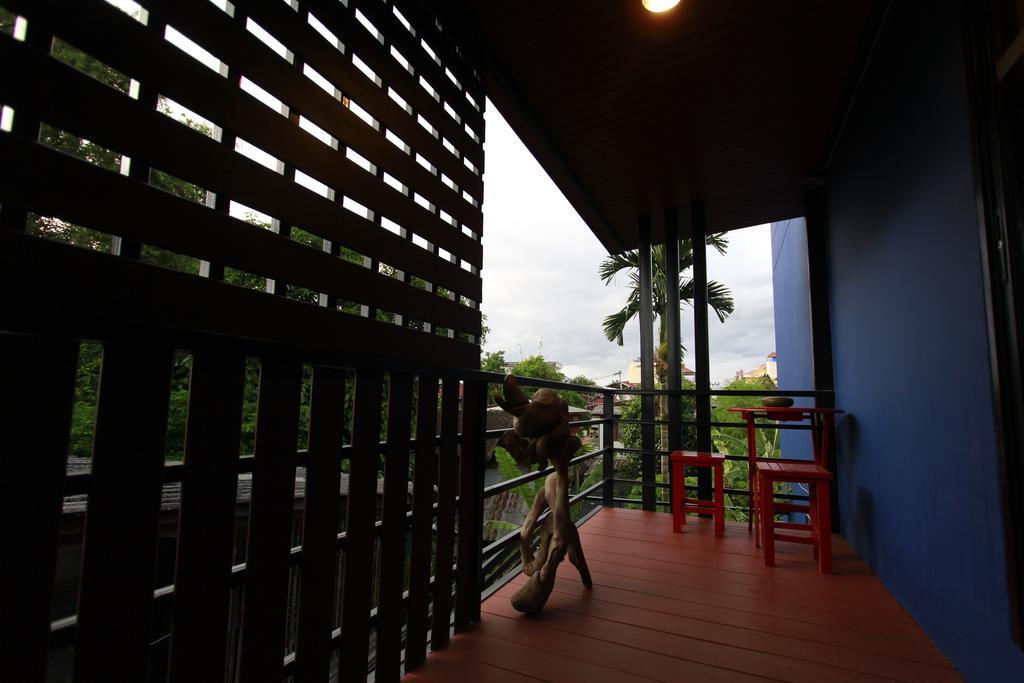 Hotel Chez Pom Chiang Mai Esterno foto