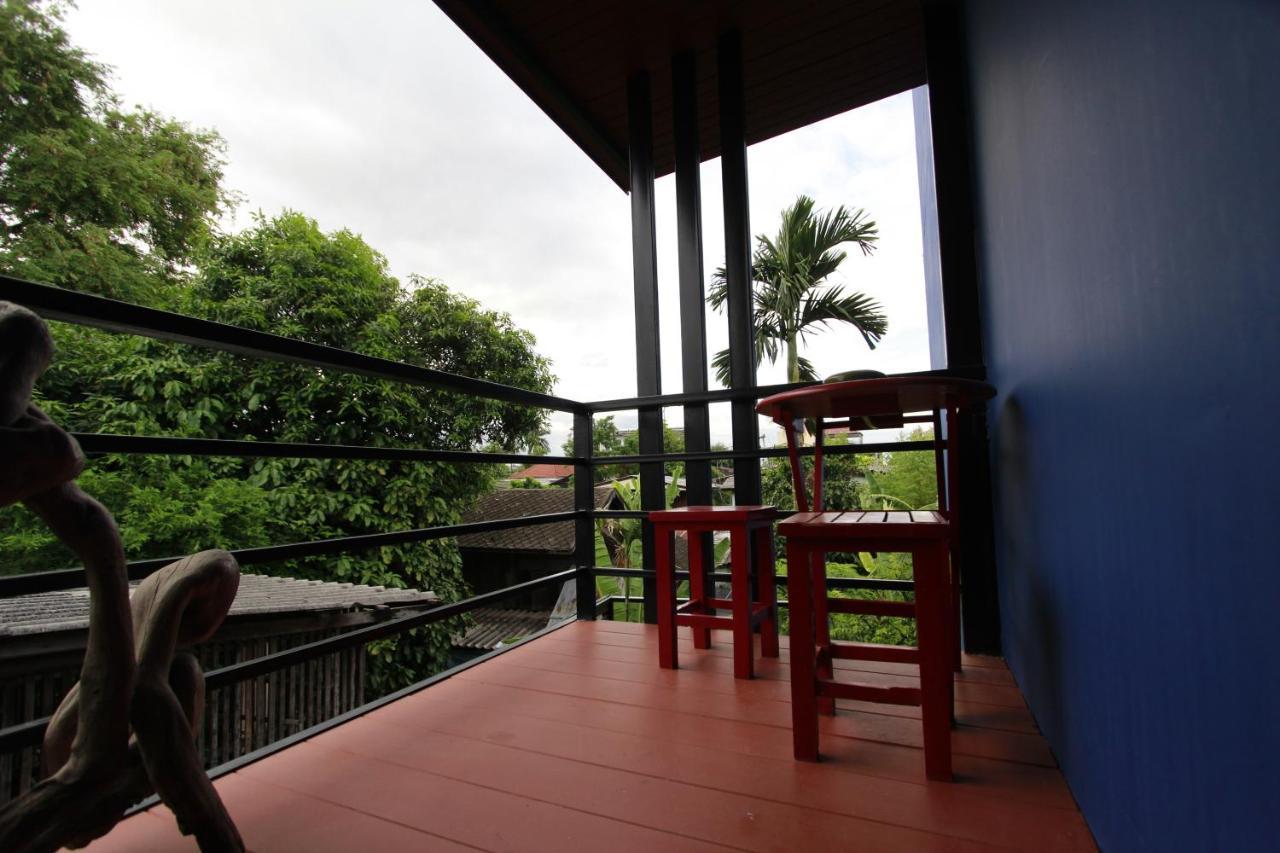 Hotel Chez Pom Chiang Mai Esterno foto