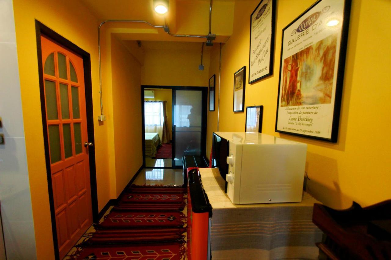Hotel Chez Pom Chiang Mai Esterno foto